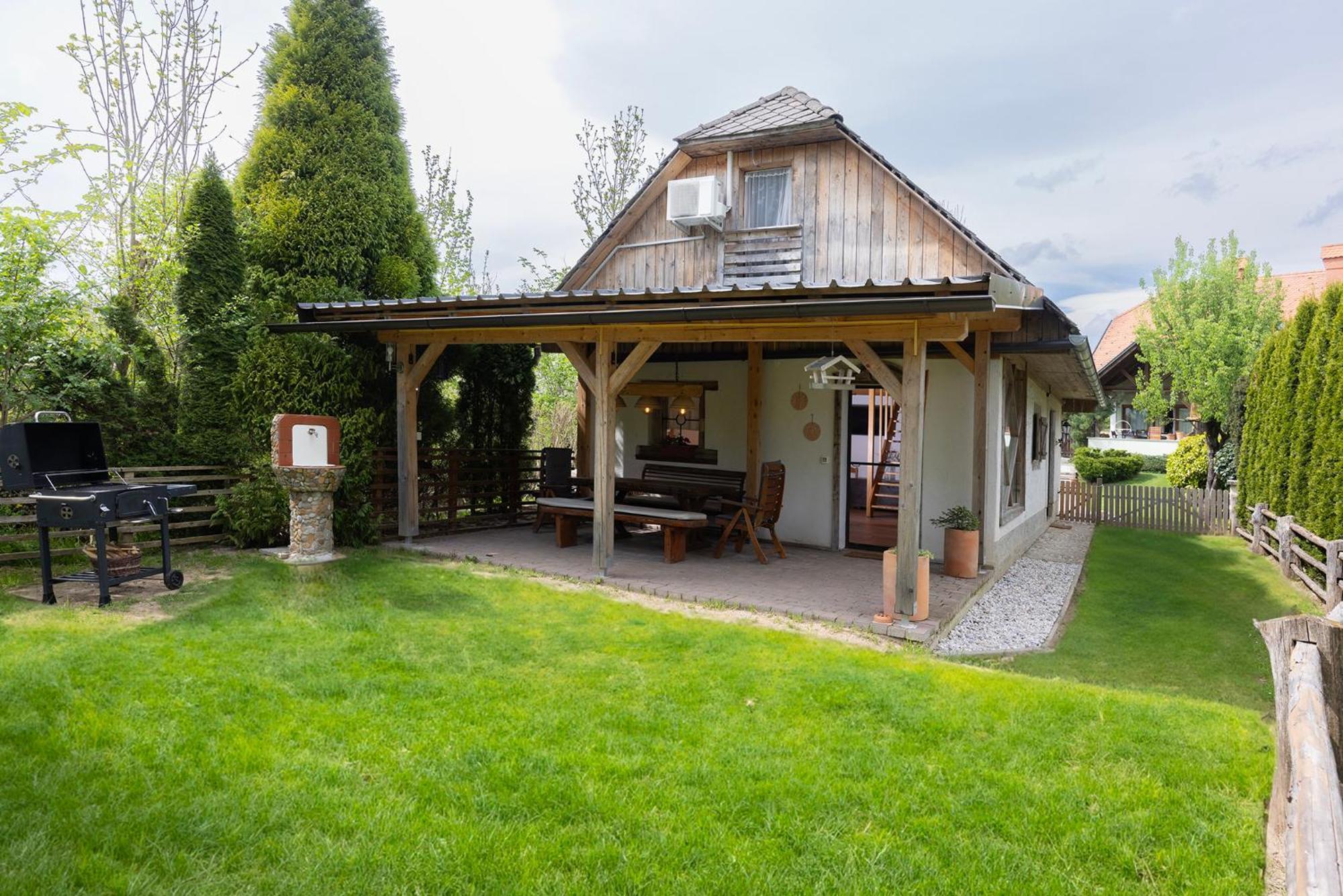 Vila Jana Radovljica Luaran gambar